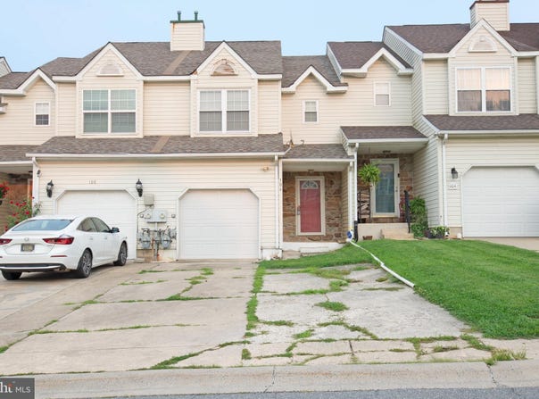106 NEWTON Drive, BEAR, DE 19701