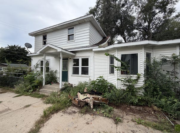 65 Warbler, Sparta, MI 49345