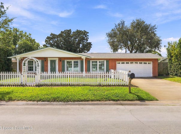 2285 Colony Drive, Melbourne, FL 32935