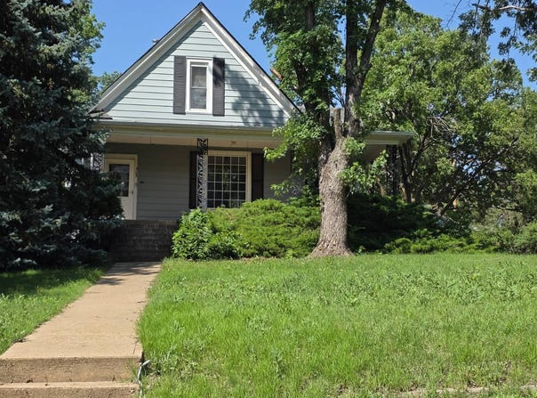 305 E. 4th, Ellsworth, KS 67439