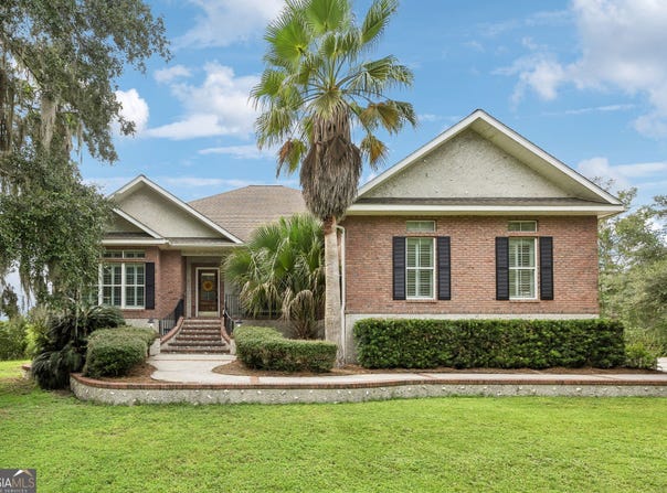 915 Riverview Drive E, St. Marys, GA 31558