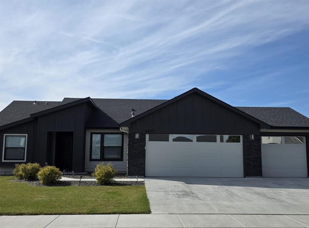 8643 S Foraker Way, Kuna, ID 83634