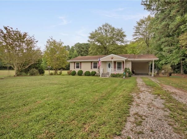 8482 Broad Marsh Lane, Hayes, VA 23072