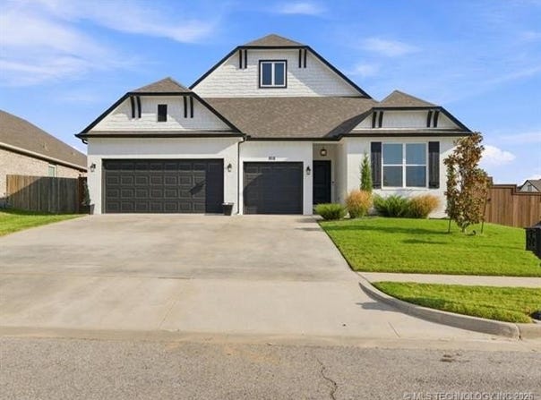 808 E Edgewater Place, Broken Arrow, OK 74012