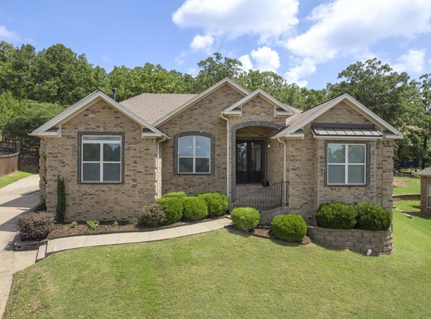 14 Basswood Terrace, Maumelle, AR 72113