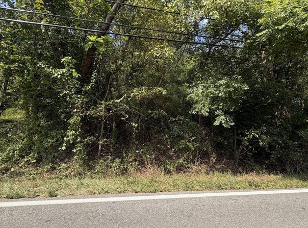 10963 Coal River Road, Saint Albans, WV 25177