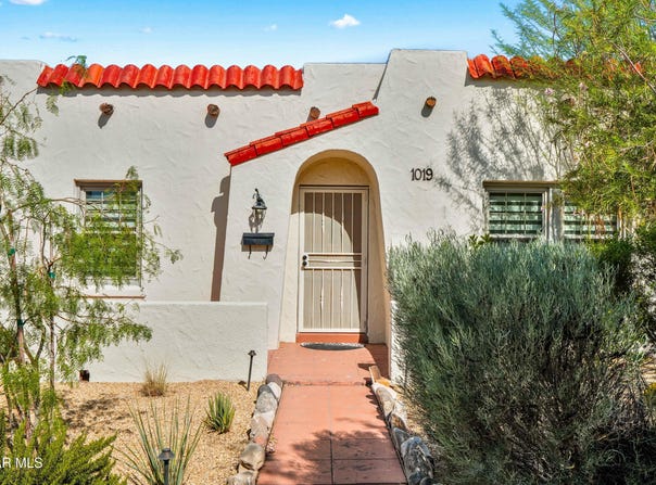 1019 KELLY Way, El Paso, TX 79902