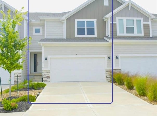 3714 SW Walsh Drive, Lee's Summit, MO 64082