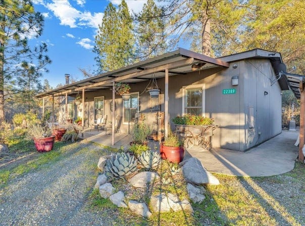 22389 Parrotts Ferry Rd, Sonora, CA 95370