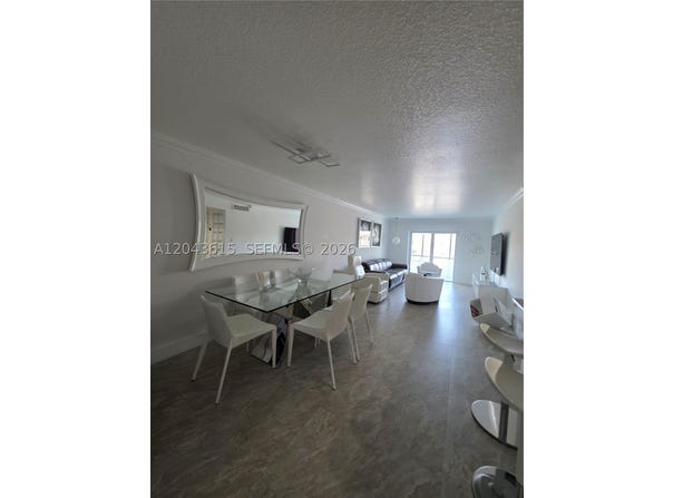 4670 W 13th Ln, Hialeah, FL 33012