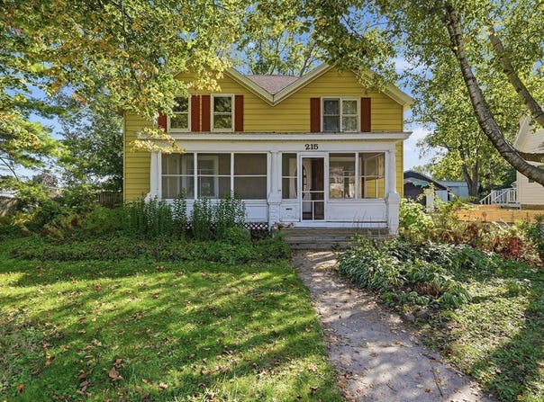 215 Main St, Horicon, WI 53032