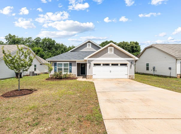 107 Red Tail Circle, Byron, GA 31008