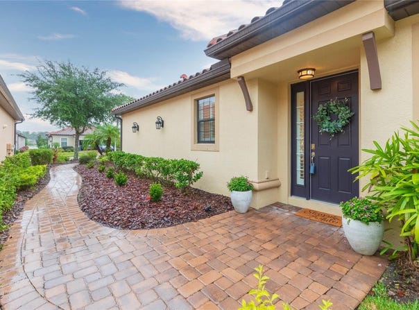 20108 SORANO HILL Place, TAMPA, FL 33647