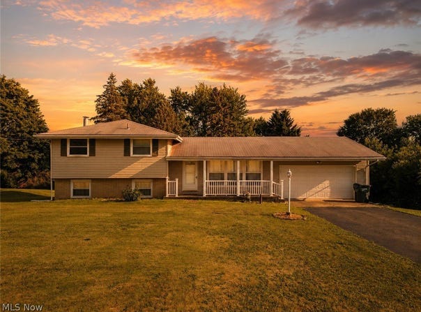 5216 Oakvale Street SW, Canton, OH 44706