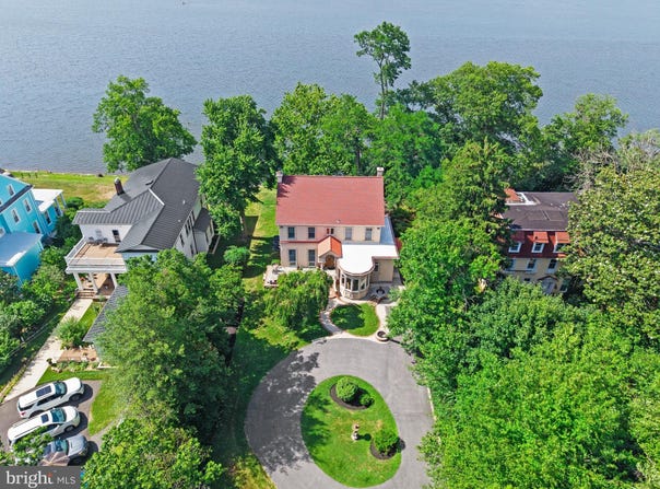 122 KING Street, EDGEWATER PARK, NJ 08010