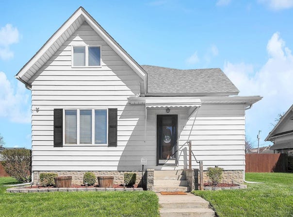 180 W Columbus Street, Pickerington, OH 43147