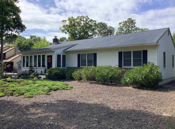 208 Regal Dr, Marmora, NJ 08223