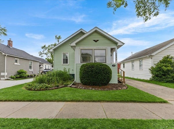256 W Tacoma Street, Clawson, MI 48017