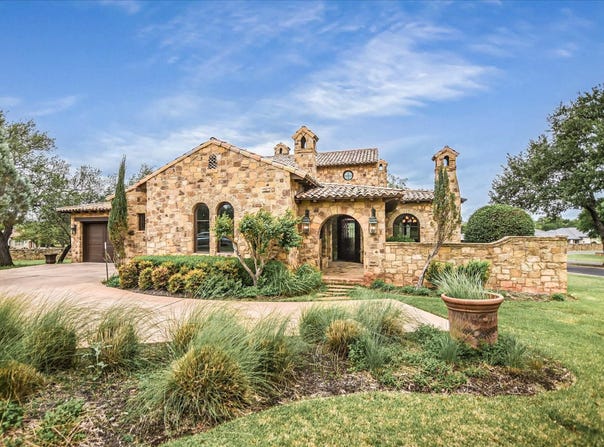 100 Milagro, Horseshoe Bay, TX 78657