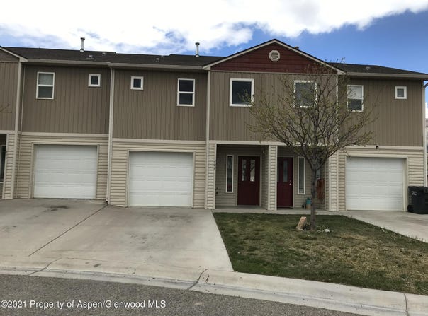 402 Yarrow Circle, Parachute, CO 81635