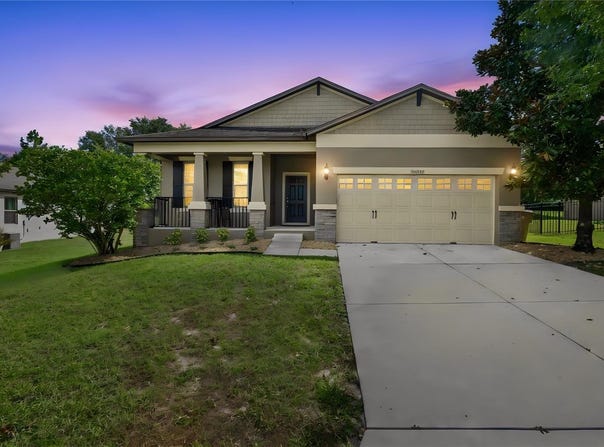 30022 DONNINGTON Loop, MOUNT DORA, FL 32757
