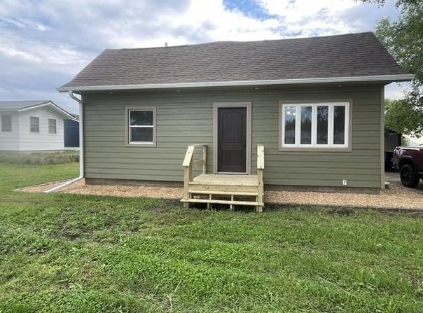 96 South Street, Akron, IA 51001