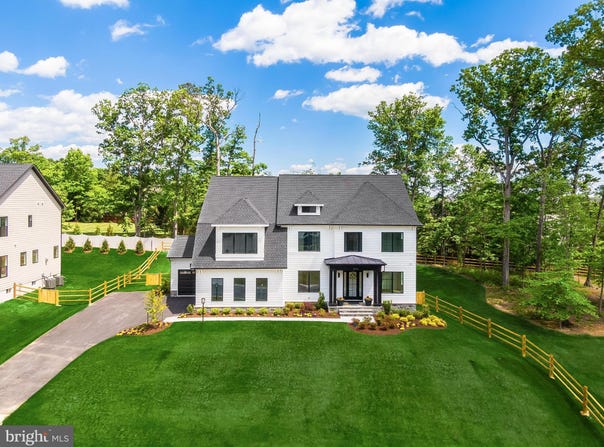 9209 FRANKS POINT Lane, LORTON, VA 22079