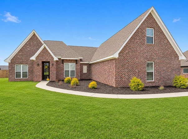 13 Grand Cove, Petal, MS 39465