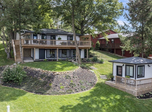 67696 Thunderbird Drive, Sturgis, MI 49091