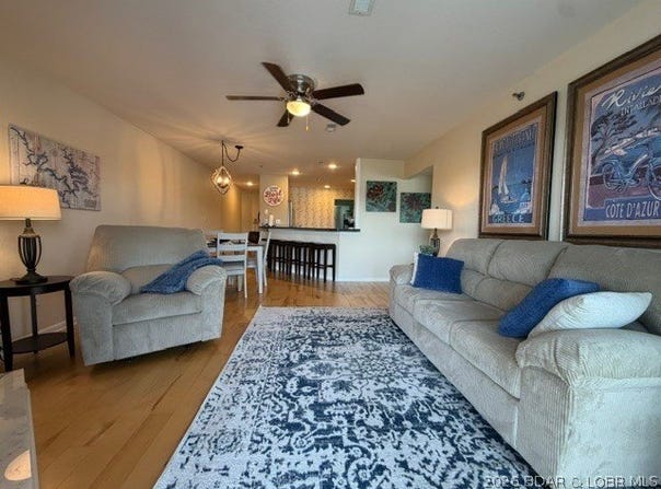 601 Park Place Drive, Kaiser, MO 65047