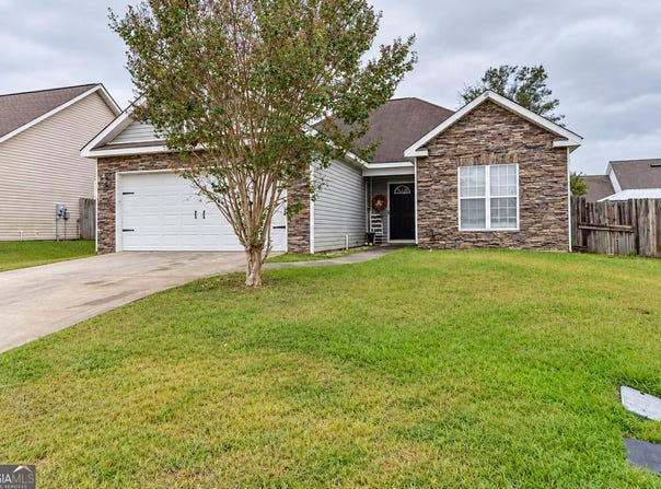 509 Clover Trail, Bonaire, GA 31005