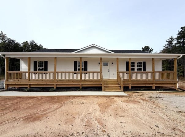 104 Abrams Rd, Farmville, VA 23901