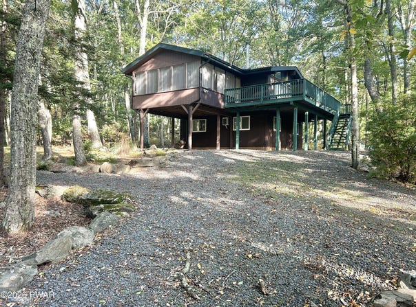 123 Saddle Brook Lane, Hawley, PA 18428