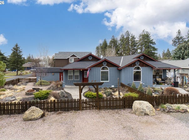747 E BLACK BUTTE Ave, Sisters, OR 97759