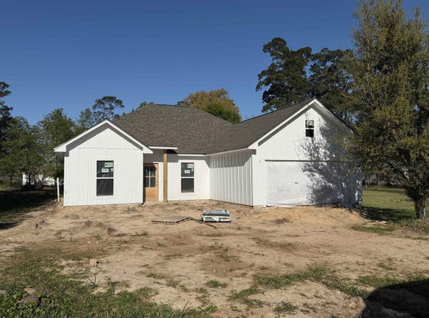266 pine burr, Vidor, TX 77662