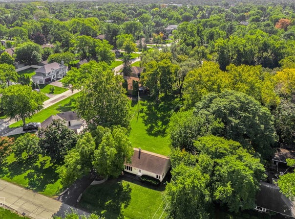 1231 60th Street, La Grange Highlands, IL 60525