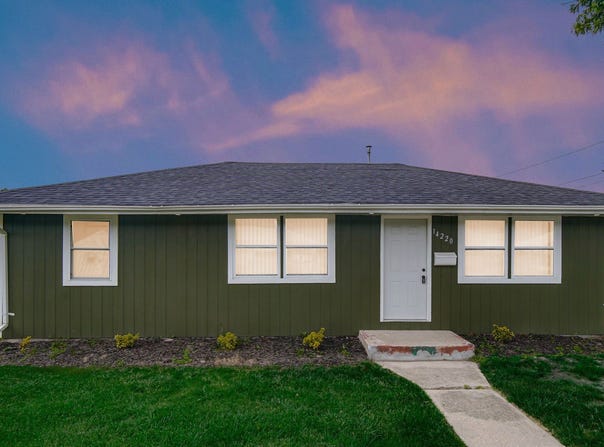 14220 Marshfield Avenue, Dixmoor, IL 60426