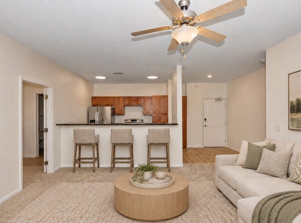 6350 Coachlight Drive, West Des Moines, IA 50266