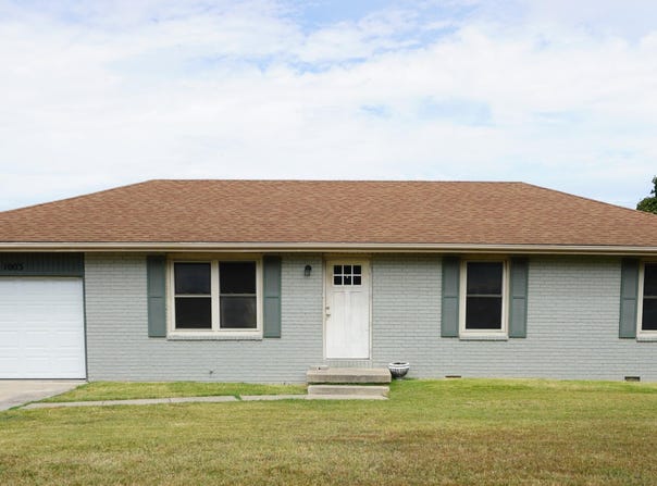 1003 E Parkview Street, Ozark, MO 65721