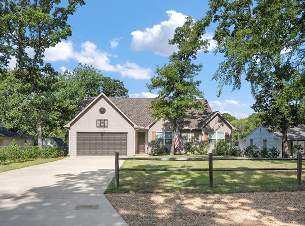 317 Kauai Ct, Tool, TX 75143