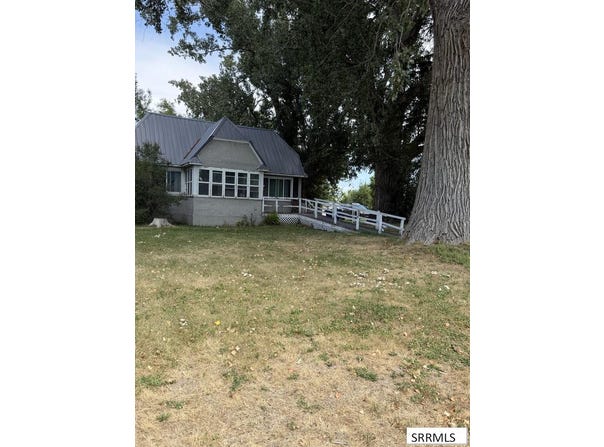 3575 E 665 N, Menan, ID 83434