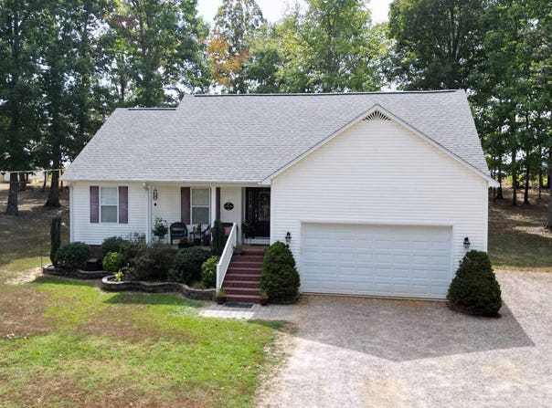 93 Red Oak Cove, Selmer, TN 38375