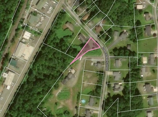 LOWER POWDERLY ST., CARBONDALE, PA 18407