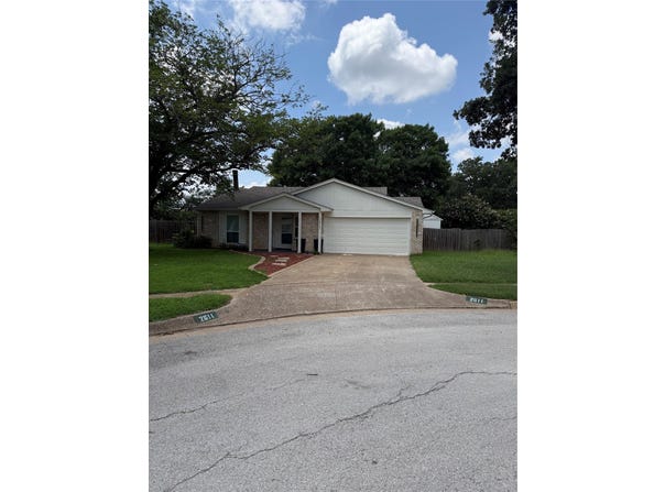 2611 Buck Trail, Euless, TX 76039
