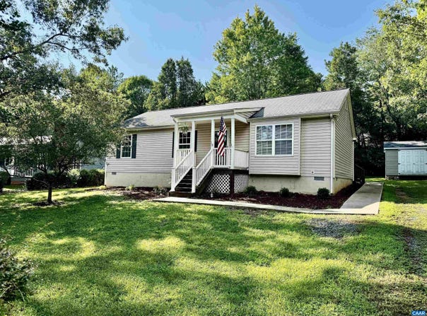 10 LOBLOLLY RD, PALMYRA, VA 22963