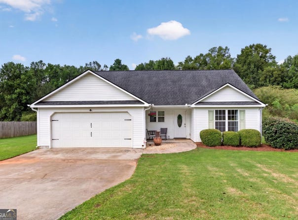 112 Governor Lane, Temple, GA 30179