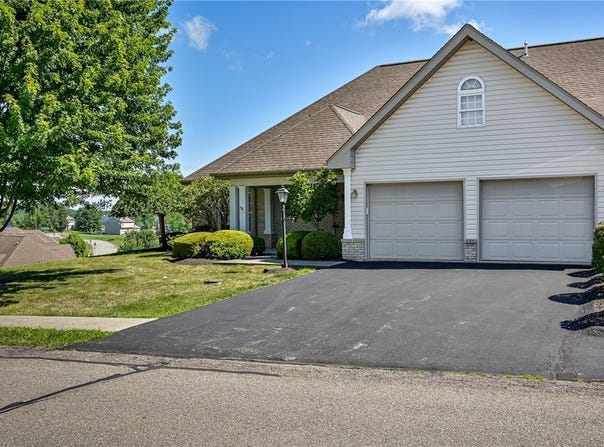 101 Walker Ln, West Deer, PA 15044