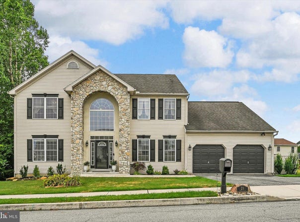 21 SHELLY Drive, SINKING SPRING, PA 19608