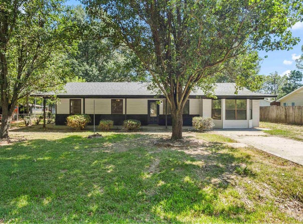 611 Fletcher, Lonoke, AR 72086-0000