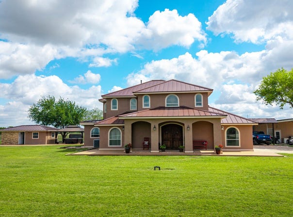 165 Pr 8250, Kenedy, TX 78151